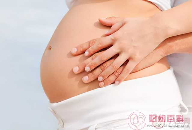 孕妈肚子上的中线能看出胎儿性别吗 女性有哪些特征更容易生男孩