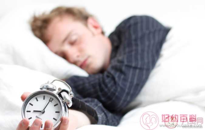 每天多睡一个小时更容易瘦吗 睡不够为什么会影响我们的体重